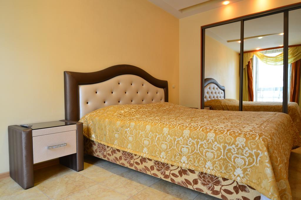 Prestige Aparthotel 3*